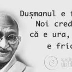 Au invins două sentimente mutilante: ura și frica